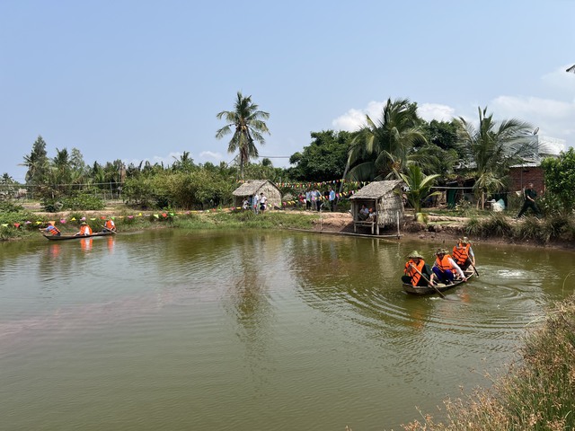 Phát triển du lịch nông thôn trong xây dựng nông thôn mới xứ dừa - Ảnh 2.