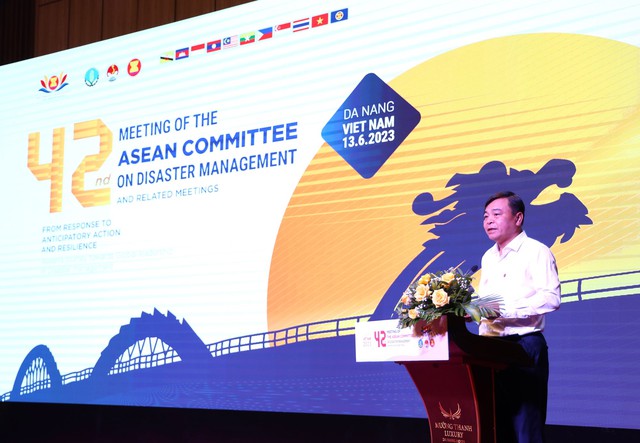 Khai mạc Hội nghị thường niên lần thứ 42 của Uỷ ban ASEAN về quản lý thiên tai - Ảnh 2.