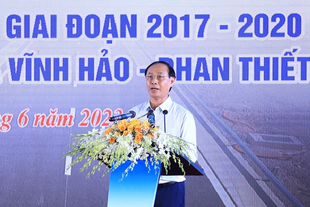 Thủ tướng: Mục tiêu thông toàn tuyến cao tốc Bắc - Nam vào năm 2025 là khả thi - Ảnh 3.