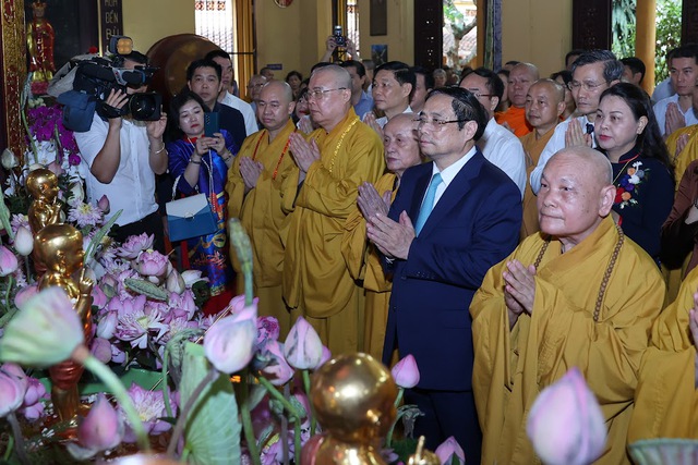 Thủ tướng Phạm Minh Chính chúc mừng Đại lễ Phật đản - Ảnh 4.