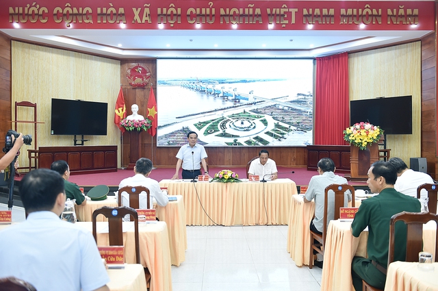Phó Thủ tướng Trần Lưu Quang khảo sát tình hình khai thác hải sản tại Kiên Giang - Ảnh 3.