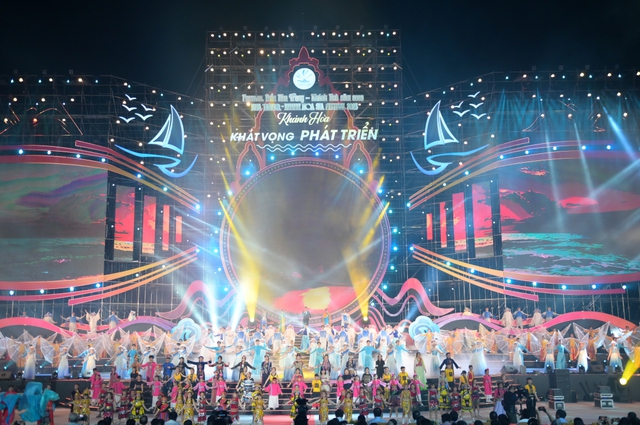 Festival Biển Nha Trang-Khánh Hòa 2022 chính thức khai mạc - Ảnh 3.