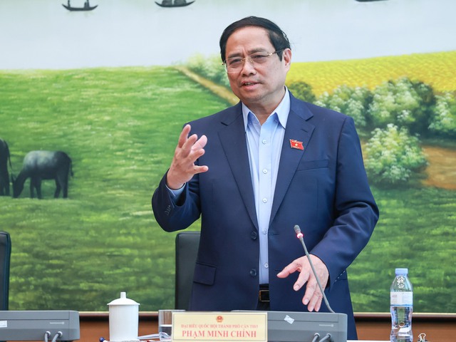 Thủ tướng: Lấy thực tiễn làm thước đo để nghiên cứu sửa Luật Đất đai - Ảnh 1. Thủ tướng: Lấy thực tiễn làm thước đo để nghiên cứu sửa Luật Đất đai - Ảnh 1.
