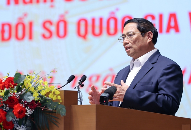 Thủ tướng chủ trì hội nghị toàn quốc về chuyển đổi số quốc gia - Ảnh 1. Thủ tướng chủ trì hội nghị toàn quốc về chuyển đổi số quốc gia - Ảnh 1.