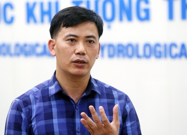 Dự báo áp thấp nhiệt đới sẽ đi vào Biển Đông và mạnh lên thành bão  - Ảnh 1.