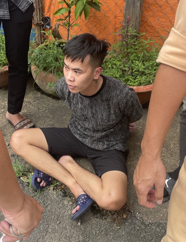 CSGT Đồng Nai bắt nghi phạm giết người đang trên đường bỏ trốn - Ảnh 1.