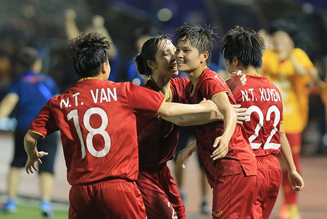 Đội tuyển nữ Việt Nam &quot;bắt nhịp&quot; đời sống World Cup - Ảnh 6.