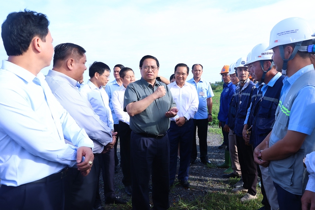 Thủ tướng kiểm tra dự án đường vành đai 3 TPHCM qua Long An - Ảnh 3.