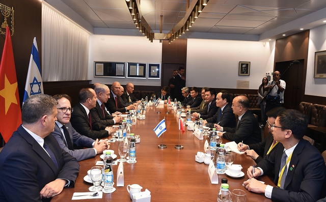 Phó Thủ tướng Trần Lưu Quang hội đàm với Thủ tướng Israel  - Ảnh 3.