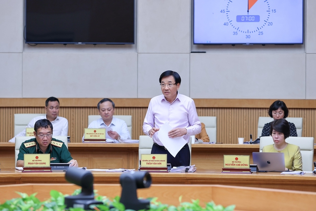Thủ tướng Phạm Minh Chính chủ trì phiên họp Chính phủ chuyên đề pháp luật tháng 7/2023 - Ảnh 2.