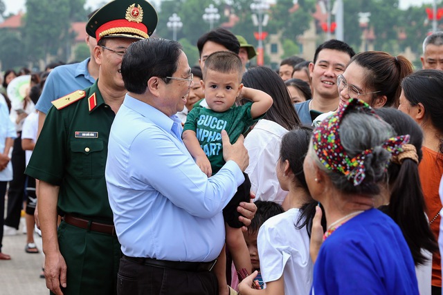 Thủ tướng Phạm Minh Chính kiểm tra công tác tu bổ định kỳ Lăng Chủ tịch Hồ Chí Minh - Ảnh 4.
