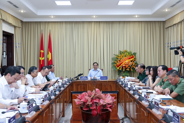 Thủ tướng Phạm Minh Chính kiểm tra công tác tu bổ định kỳ Lăng Chủ tịch Hồ Chí Minh - Ảnh 6.