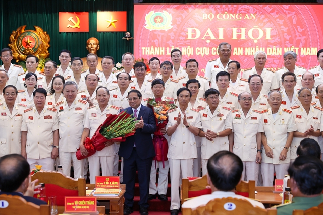 Thủ tướng Phạm Minh Chính dự Đại hội thành lập Hội Cựu Công an nhân dân Việt Nam - Ảnh 5.