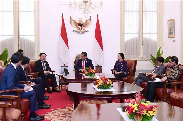 Chủ tịch Quốc hội Vương Đình Huệ hội kiến Tổng thống Indonesia Joko Widodo; gặp lãnh đạo Nghị viện các nước - Ảnh 1.