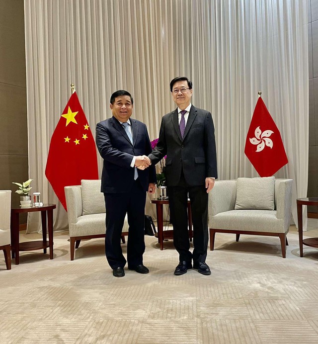 Bộ trưởng Nguyễn Chí Dũng: Việt Nam là 'cầu nối' giữa Đông Nam Á và Trung Quốc - Ảnh 3.