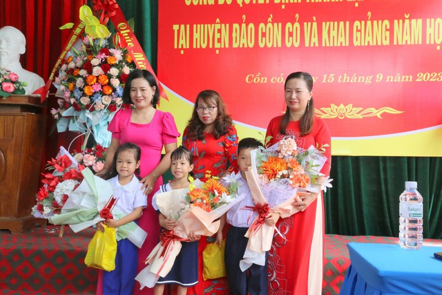 Điểm trường tiểu học đầu tiên tại đảo Cồn Cỏ khai giảng năm học mới - Ảnh 2. Điểm trường tiểu học đầu tiên tại đảo Cồn Cỏ khai giảng năm học mới - Ảnh 2.