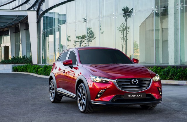 Mazda CX-30 ưu đãi giá mới tương đương 50% LPTB - Ảnh 1.