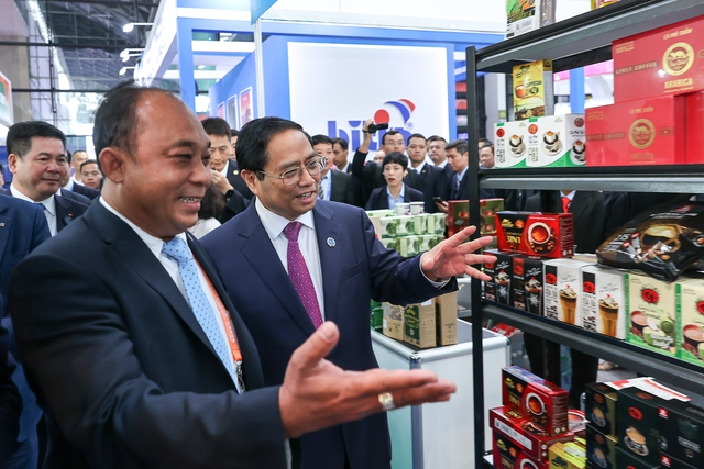 Thủ tướng Phạm Minh Chính kết thúc tốt đẹp chuyến công tác tham dự Hội chợ CAEXPO và Hội nghị CABIS tại Trung Quốc - Ảnh 7.