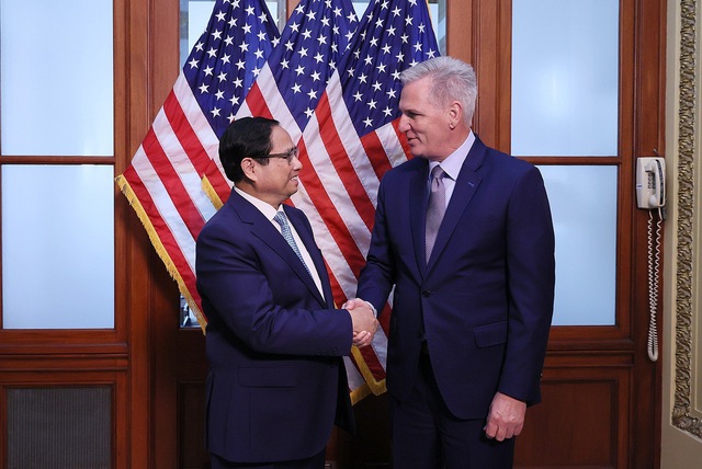 Thủ tướng Phạm Minh Chính tiếp Chủ tịch Hạ viện Hoa Kỳ - Ảnh 1.