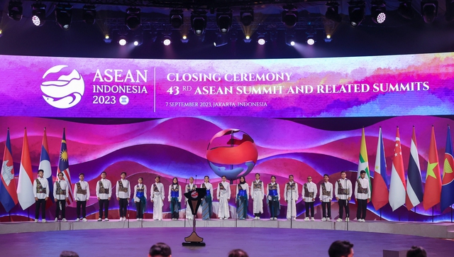 Hội nghị Cấp cao ASEAN 43 bế mạc, chuyển giao cương vị Chủ tịch ASEAN - Ảnh 4.