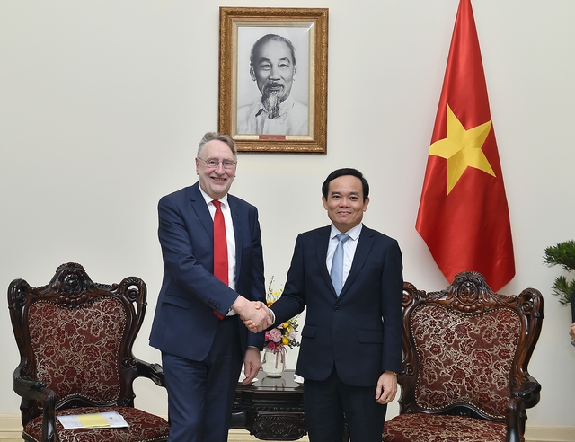 Việt Nam đề nghị EU sớm phê chuẩn EVIPA, gỡ thẻ vàng đối với hải sản xuất khẩu- Ảnh 1.