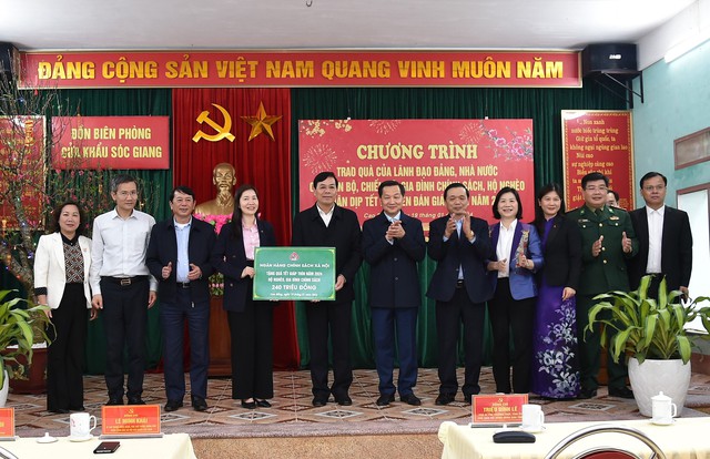 Phó Thủ tướng Lê Minh Khái thăm, chúc Tết tại tỉnh Cao Bằng- Ảnh 12.