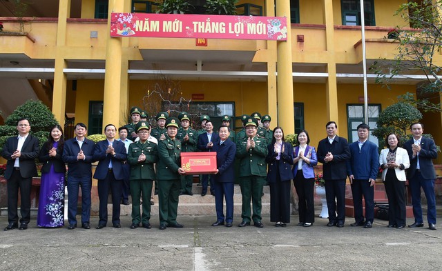 Phó Thủ tướng Lê Minh Khái thăm, chúc Tết tại tỉnh Cao Bằng- Ảnh 7.