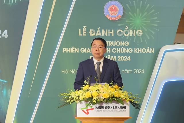 Đánh cồng khai trương phiên giao dịch chứng khoán đầu năm 2024- Ảnh 2.