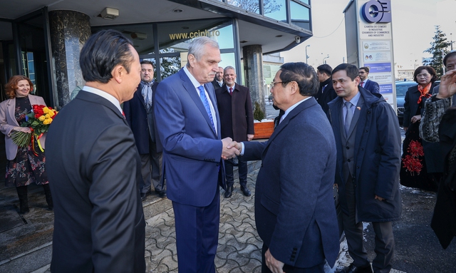 Bộ trưởng Romania kêu gọi doanh nghiệp, địa phương nắm bắt cơ hội hợp tác, đầu tư với Việt Nam- Ảnh 1.