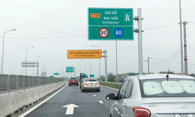 Nâng tốc độ tối đa 9 tuyến đường cao tốc 4 làn xe trước Tết Nguyên đán - Ảnh 1.