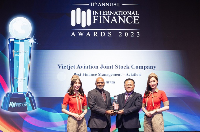 Vietjet Air được vinh danh với loạt giải thưởng dẫn đầu về quản trị tài chính và hàng không- Ảnh 3.