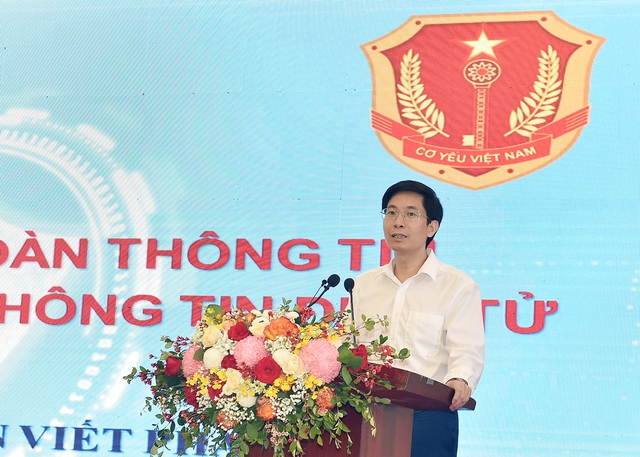 TỔNG THUẬT: Hội nghị kết nối thông tin chỉ đạo, điều hành của Chính phủ trên môi trường mạng với Cổng TTĐT các bộ, ngành, địa phương- Ảnh 1.