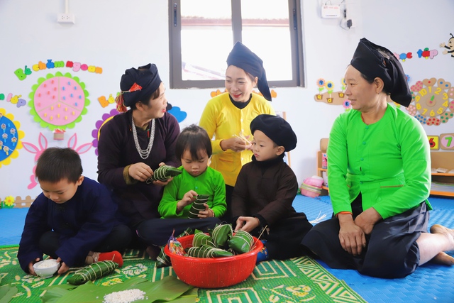 Chùm ảnh: Ngày mới ở làng Nủ- Ảnh 9. Chùm ảnh: Ngày mới ở làng Nủ- Ảnh 9.