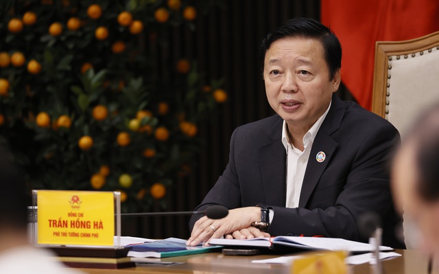 Phó Thủ tướng Trần Hồng Hà cho rằng, các quy hoạch đô thị cần có tầm nhìn dài hạn, ổn định, tránh tình trạng phải điều chỉnh cục bộ nhiều lần - Ảnh: VGP/MK