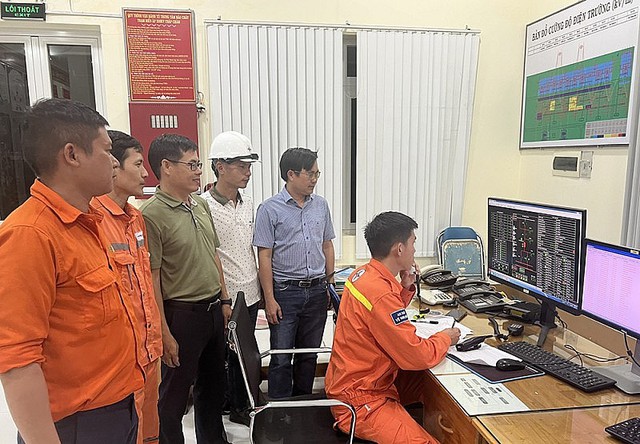 Hoàn thành đường dây 220kV Nha Trang – Tháp Chàm- Ảnh 5.