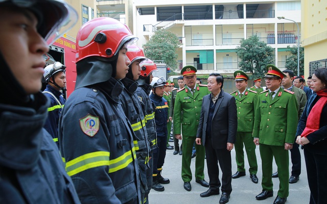 Phó Thủ tướng Trần Hồng Hà thăm, chúc Tết một số đơn vị ở Hà Nội- Ảnh 6.