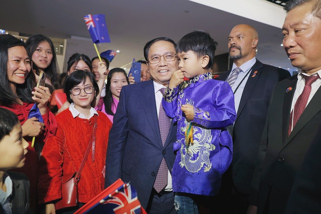 Thủ tướng Phạm Minh Chính gặp mặt, chia sẻ và động viên kiều bào tại New Zealand- Ảnh 1.