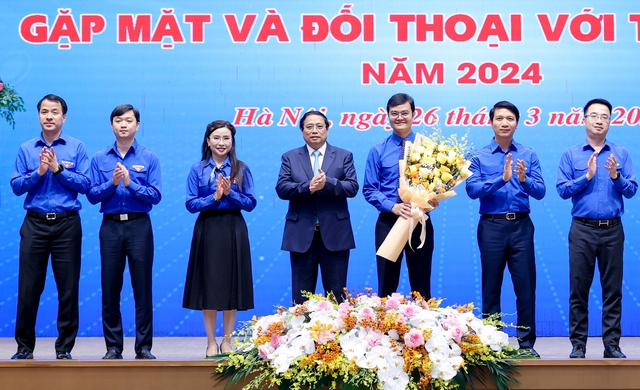 Thủ tướng Phạm Minh Chính: Thanh niên cần thực hiện '5 xung kích', '6 khát vọng' trong chuyển đổi số- Ảnh 3.