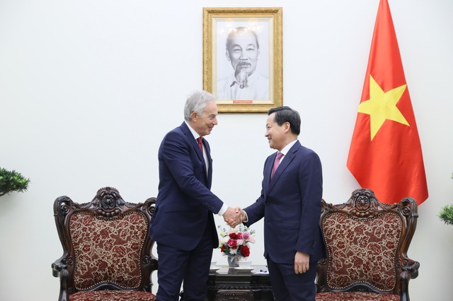 Phó Thủ tướng Lê Minh Khái tiếp cựu Thủ tướng Anh, Chủ tịch Viện TBI Tony Blair- Ảnh 1.