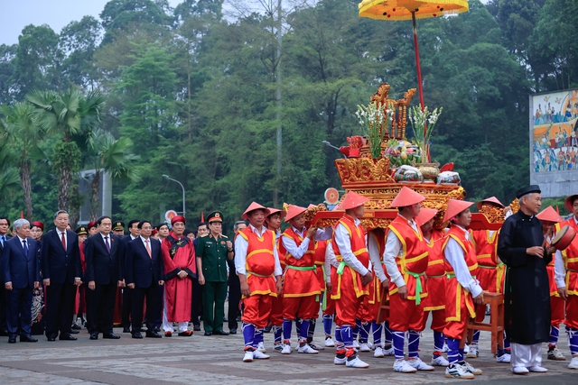 Thủ tướng Phạm Minh Chính dự lễ dâng hương ngày Giỗ Tổ Hùng Vương- Ảnh 2.