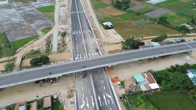 Cao tốc Cam Lâm-Vĩnh Hảo sẵn sàng đợi lệnh thông xe- Ảnh 3.