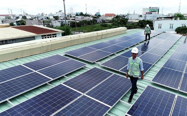 Khuyến khích phát triển điện mặt trời mái nhà tự sản, tự tiêu- Ảnh 1.