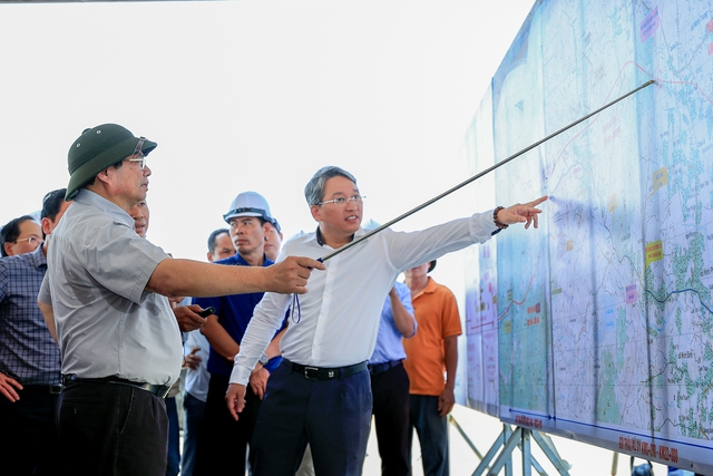 Thủ tướng yêu cầu thông tuyến cao tốc từ Quảng Ngãi tới TPHCM trong năm 2025- Ảnh 13.