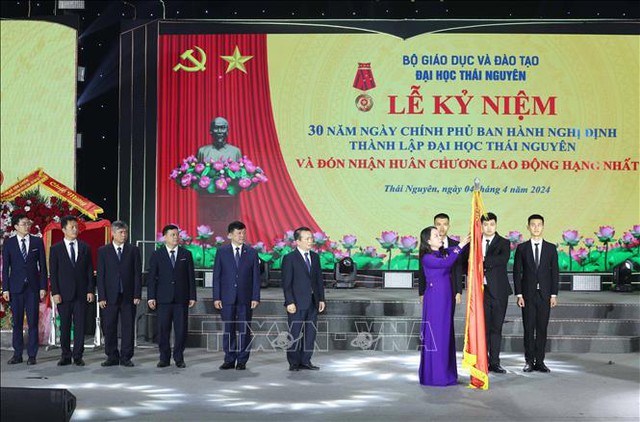 Quyền Chủ tịch nước dự Lễ kỷ niệm 30 năm thành lập Đại học Thái Nguyên- Ảnh 1.