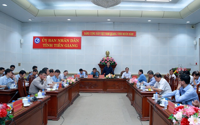 Phó Thủ tướng Trần Hồng Hà chỉ đạo chống hạn, mặn ở ĐBSCL- Ảnh 4.