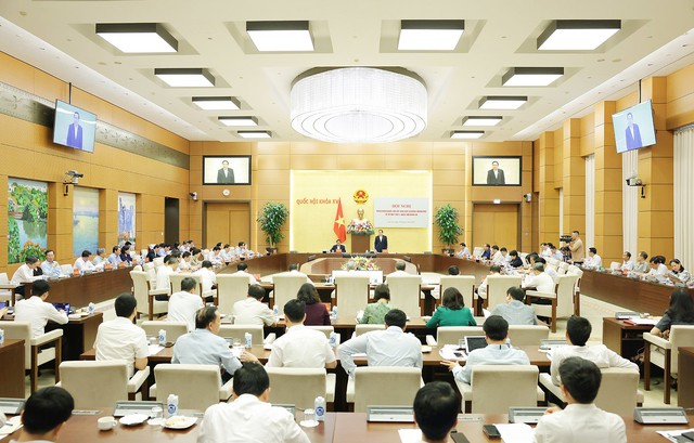 Hội nghị giữa Đảng đoàn Quốc hội và Ban cán sự Đảng Chính phủ về kỳ họp thứ bảy, Quốc hội khoá XV- Ảnh 2.