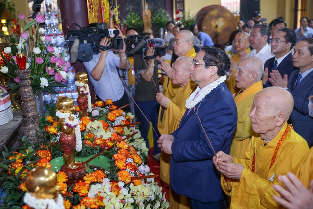 Thủ tướng Phạm Minh Chính chúc mừng Đại lễ Phật đản 2024- Ảnh 8.