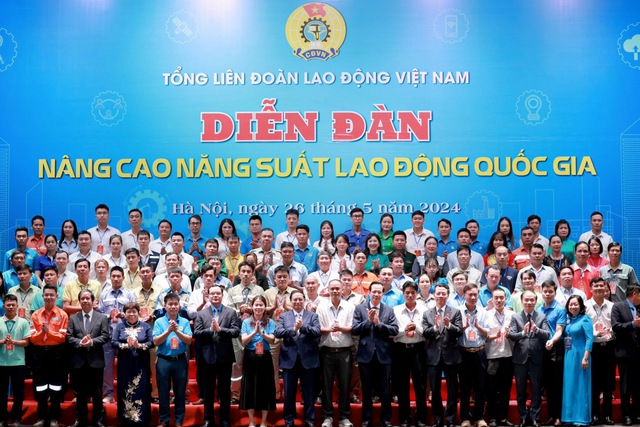 Thủ tướng Phạm Minh Chính: '3 đẩy mạnh, 3 tiên phong, 3 bứt phá' để góp phần thúc đẩy tăng năng suất lao động- Ảnh 9.
