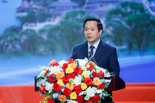Thủ tướng chỉ rõ những 'tài sản vô giá' để Ninh Bình bứt phá, phát triển nhanh, bền vững- Ảnh 3.