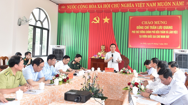 Phó Thủ tướng Trần Lưu Quang khảo sát công tác quản lý, bảo vệ, phòng cháy rừng tại Kon Tum- Ảnh 2.
